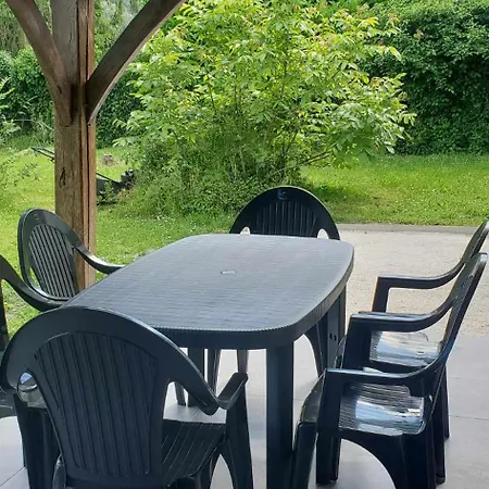 Au Bonhomme De Chemin Holiday home *